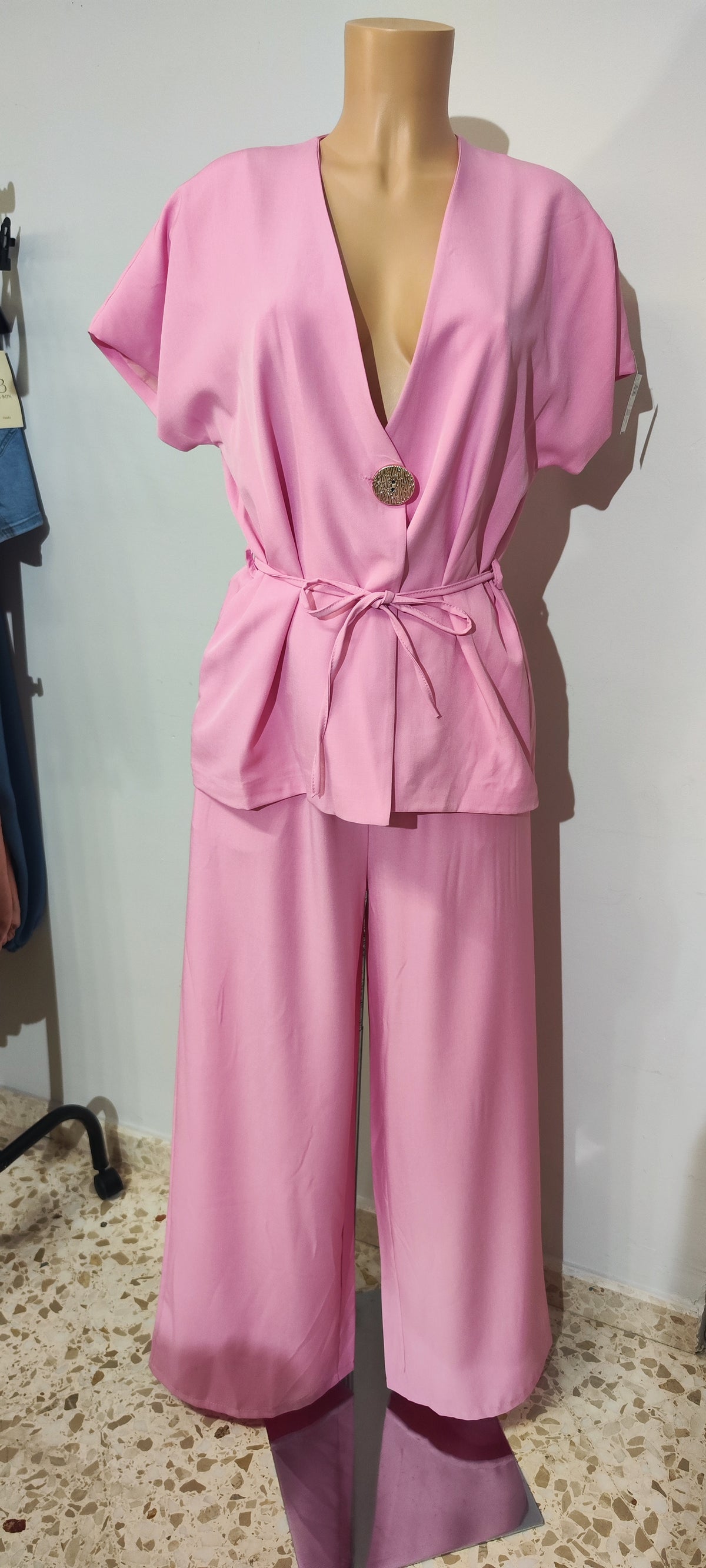 Conjunto Elegante Negro Top Escote V + Pantalón Palazzo