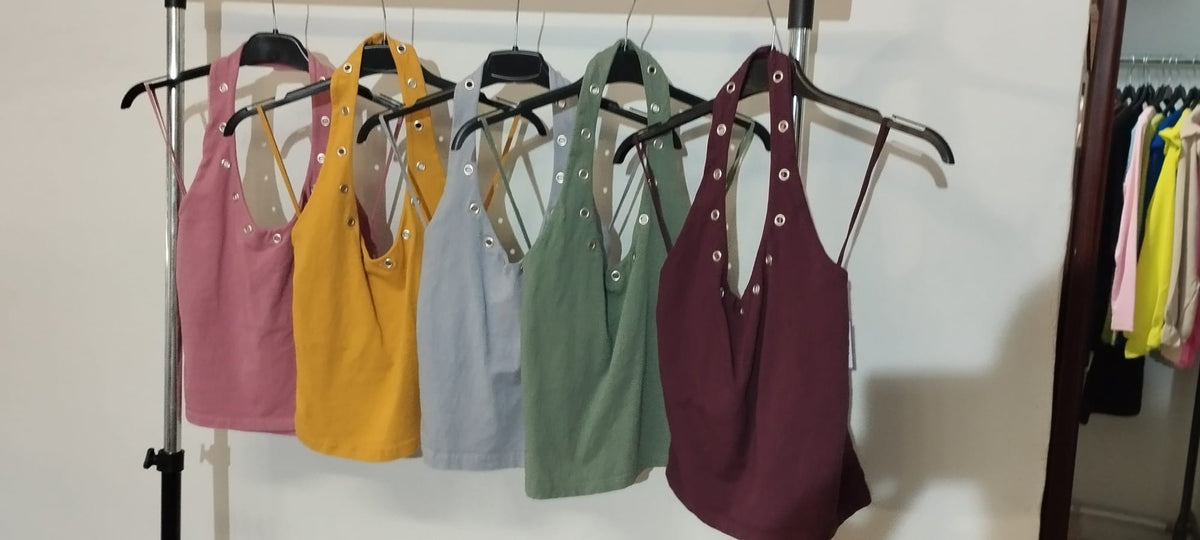 Top Halter Básico con Detalle Ojales - 5 Colores