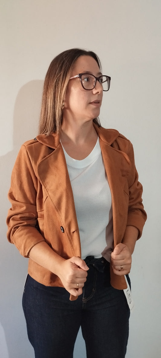 BLAZER CORTA ANTELINA - COLOR CAMEL