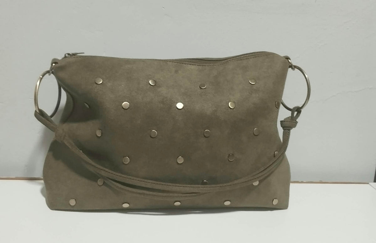 Bolso Hobo Caqui con Tachuelas y Anillas Metálicas